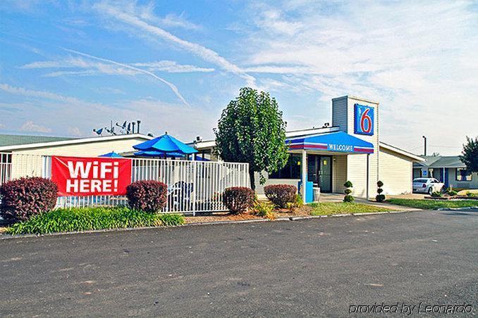 Motel 6 Cross Lanes, Wv Goff Mountain Rd Exterior photo